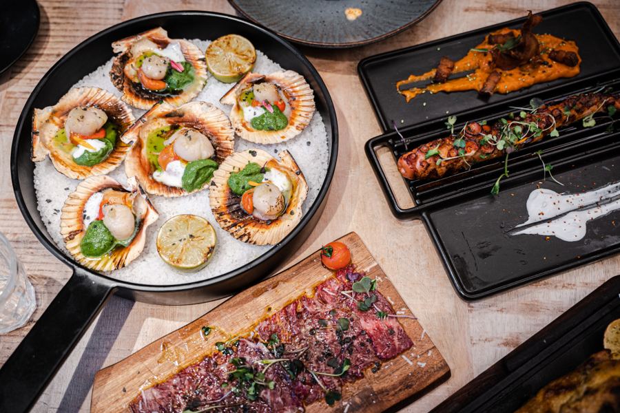Tabla de canapés y aperitivos, vista cenital